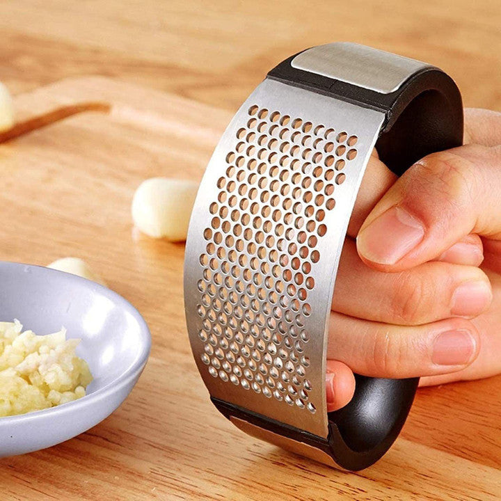 Stainless Garlic Pro: Precision Steel Crusher